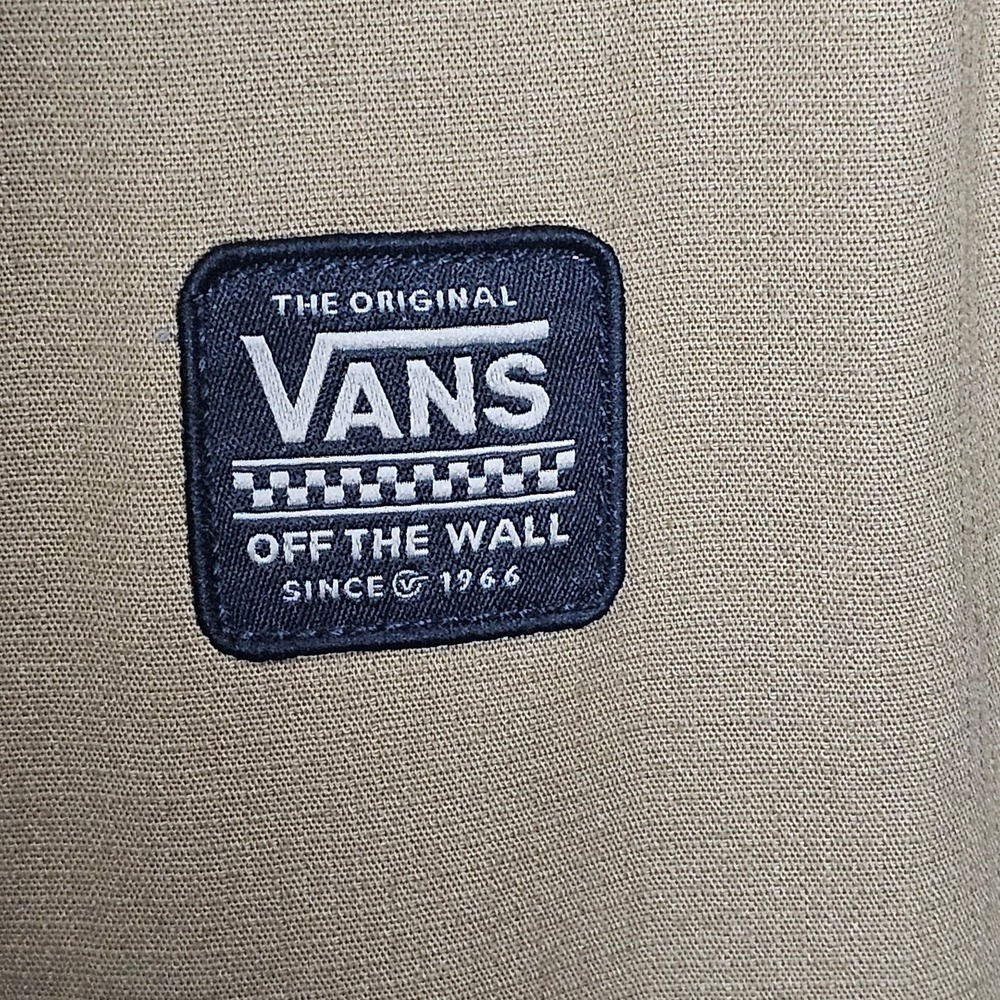 Vans Casual Button-Down Shirt Men's Medium Tan Cotton Blend - Picture 2 of 8